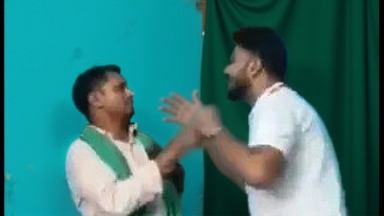 Viral Video: TTE Assaults Passenger at Jhajha Station in Bihar